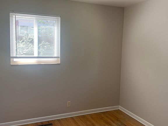 Upper Floor Bedroom #1