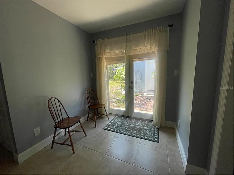 3030 W Helen Ave — Photo 24