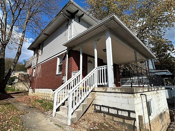 4th image of 1317 Old Freeport Rd