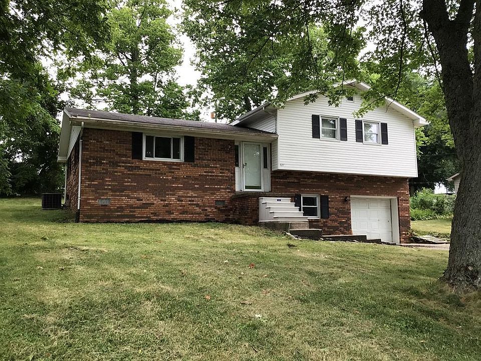 1st image of 827 Hinton Dr