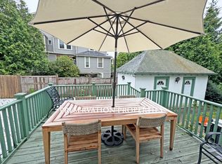 99 Hancock St #99, Auburndale, MA 02466
