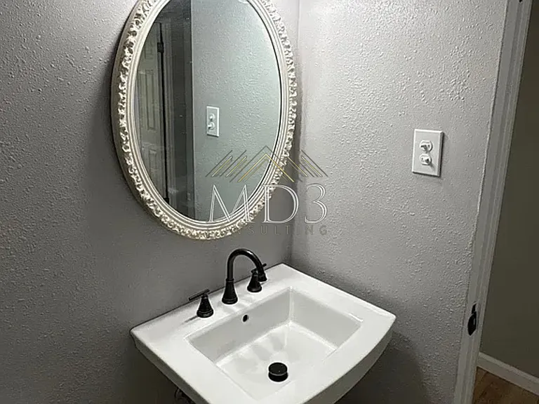 6005 Helen Ave — Photo 11