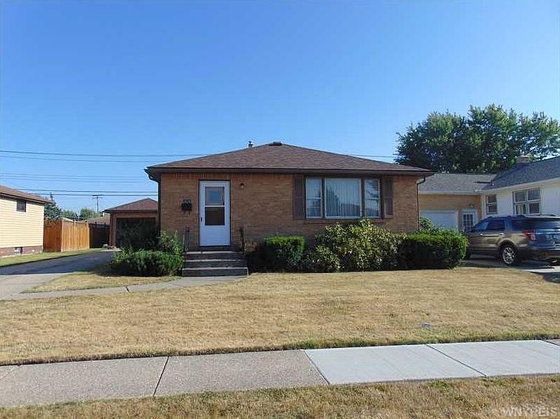 305 Lydia Ln, Cheektowaga, NY 14225 Zillow