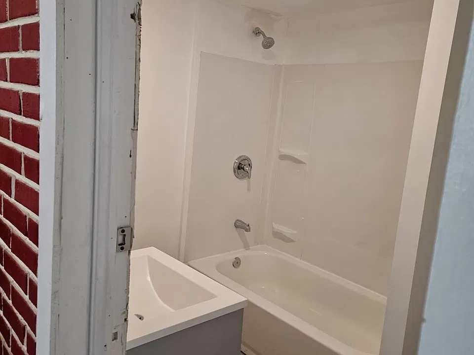153 Forbes St #1