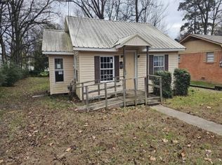 506 N Morrill St, Morrilton, AR 72110