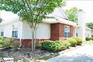 1st image of 220 Woodruff Park Ln