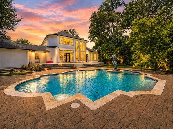 1810 Woerner Rd, Houston, TX 77090