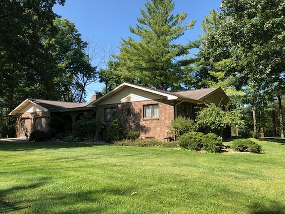 2nd image of 364 Birch Knoll Ln