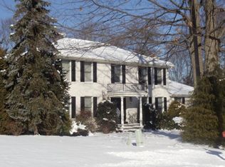 39 Basil Xing, Cranston, RI 02921