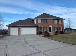 758 Medwin Way, Crown Point, IN 46307