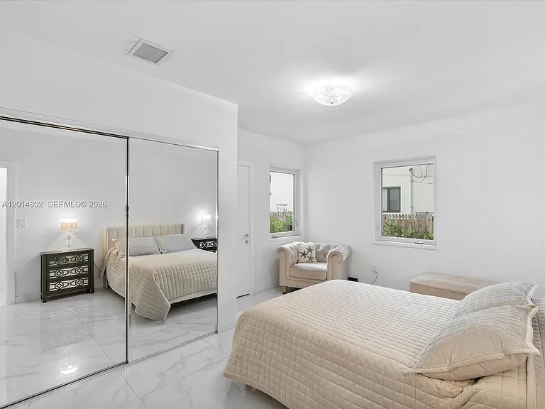 825 SW 23rd Rd — Photo 55