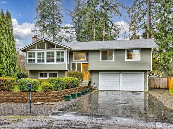 3340 SE Summer Place, Port Orchard, WA 98366