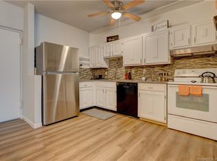 67 Balance Rock Rd APT 4, Seymour, CT 06483