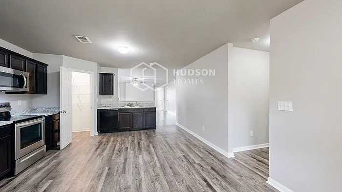 814 Kent Dr — Photo 11