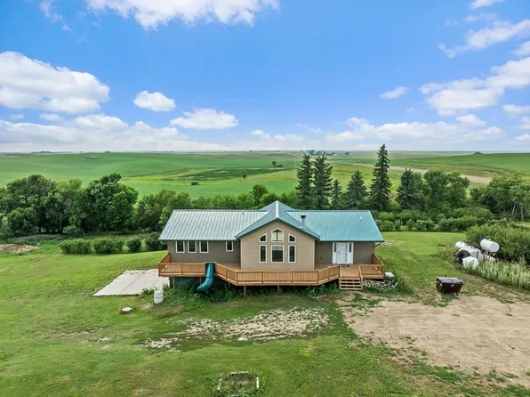 6351 53rd St NW, Plaza, ND 58771