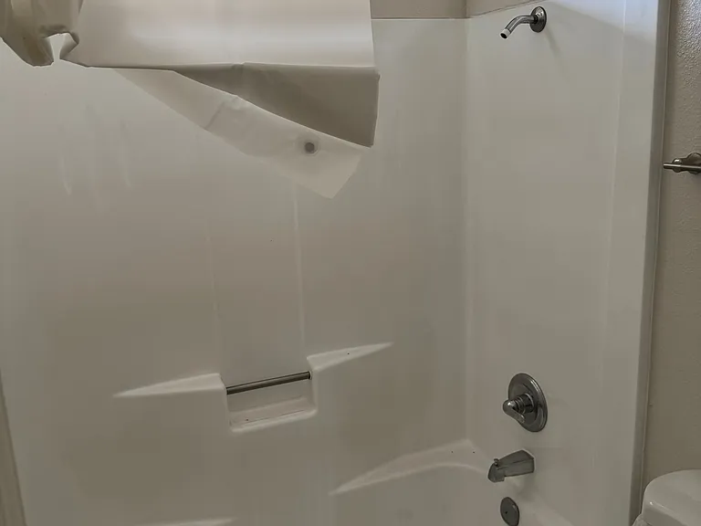 831 S Greenwood Ave #10 — Photo 6
