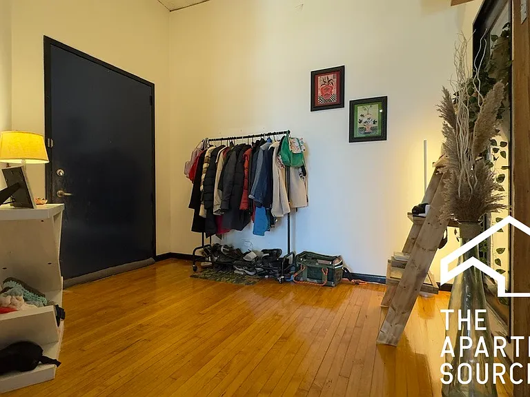 2416 W North Ave #4 — Photo 13