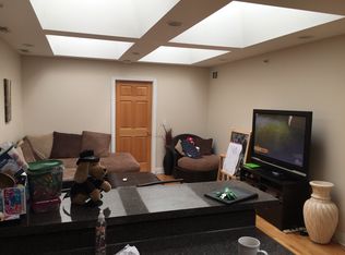 6243 26th St APT F, Berwyn, IL 60402