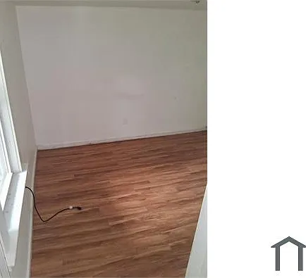 3 bed, $2,350 — Photo 2