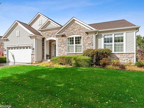 2nd image of 3168 Province Cir
