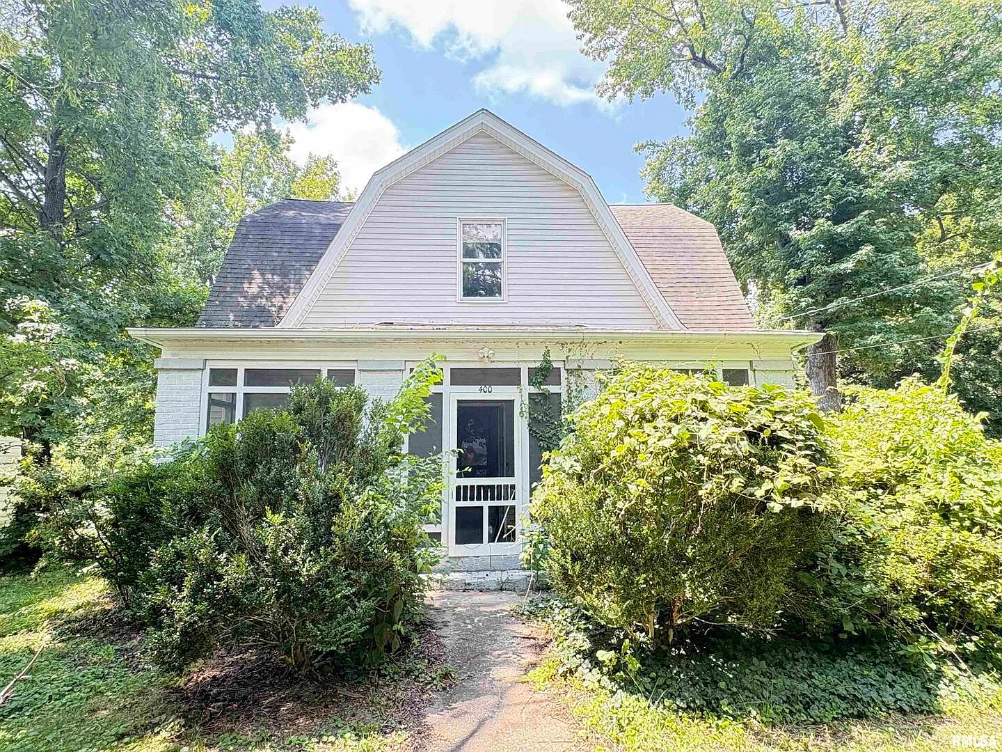 400 S Oakland Ave photo 1