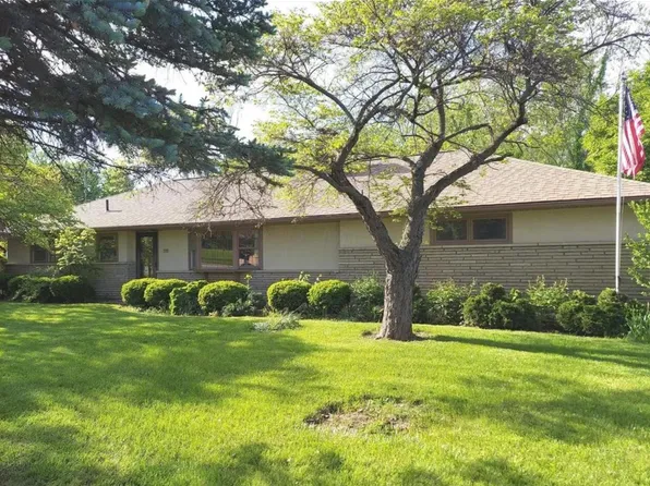 424 W Main St, West Jefferson, OH 43162