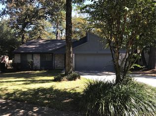 16 Still Glen Ct, Spring, TX 77381