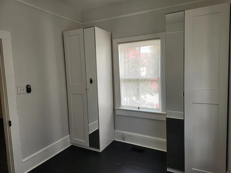 1512 Barnard St — Photo 10
