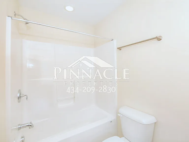 2313 Acorn St #B — Photo 18