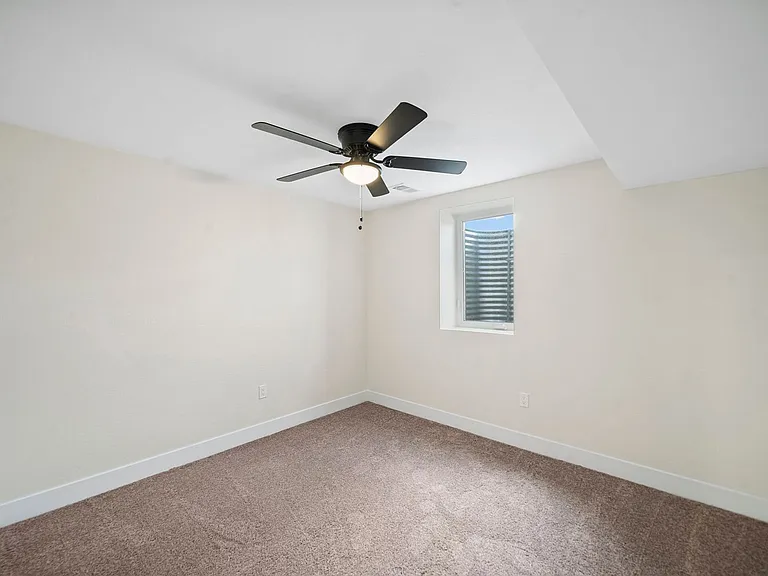 6366 1/2 Julian St — Photo 7