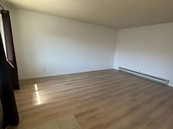 395 Sierra St APT X, Bishop, CA 93514