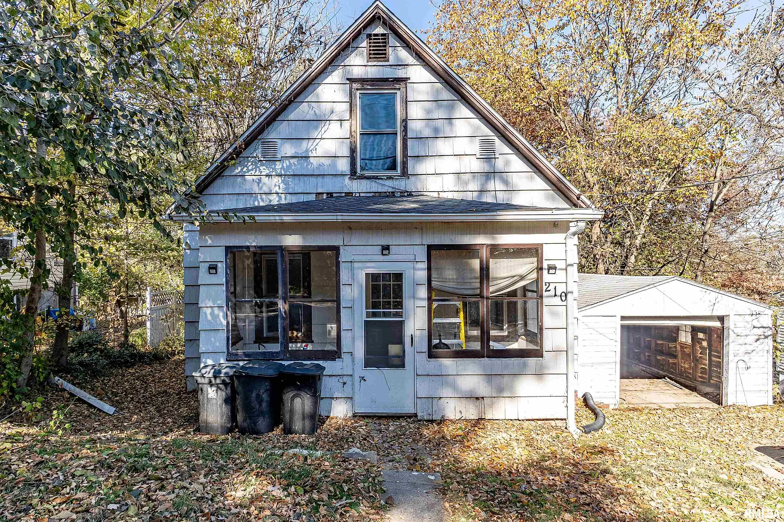 210 Weiman Ave photo 1