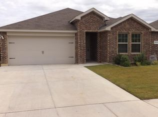 2812 Buckingham Dr, Denton, TX 76209