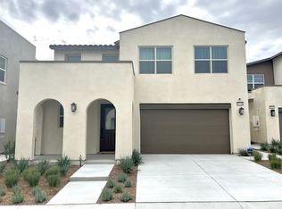 15764 Caterpillar Dr, Fontana, CA 92336