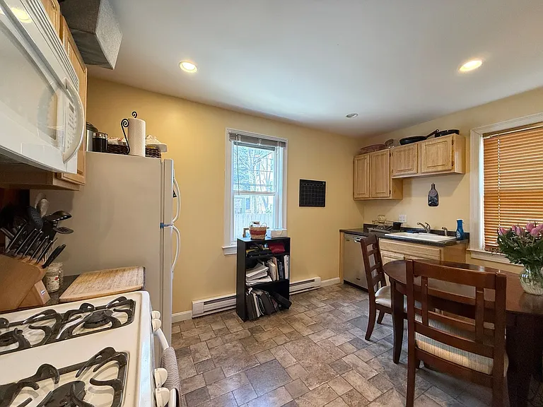 295 Allston St — Photo 4