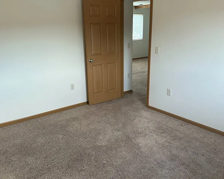 2806 Willow Dr #1 — Photo 14