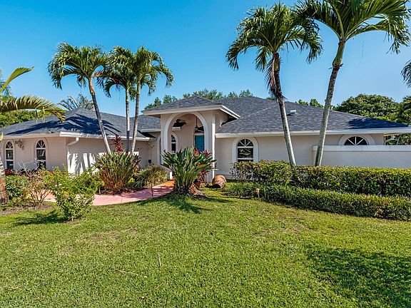 4th image of 15495 Rolling Meadows Cir