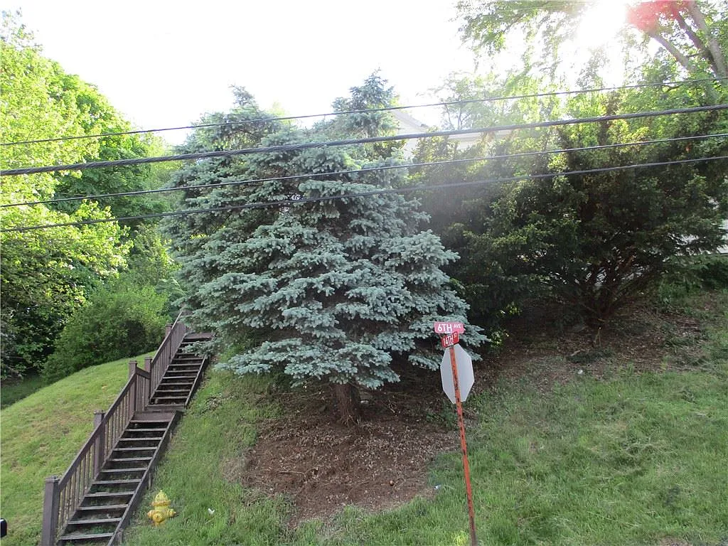 1401 6th Ave photo 1