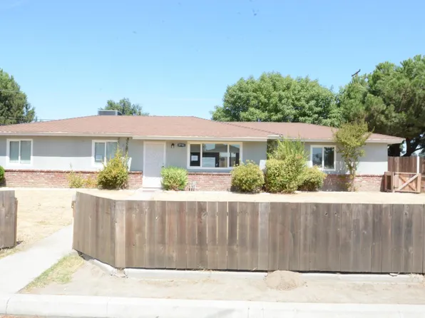 5731 E Bernadine Dr, Fresno, CA 93727