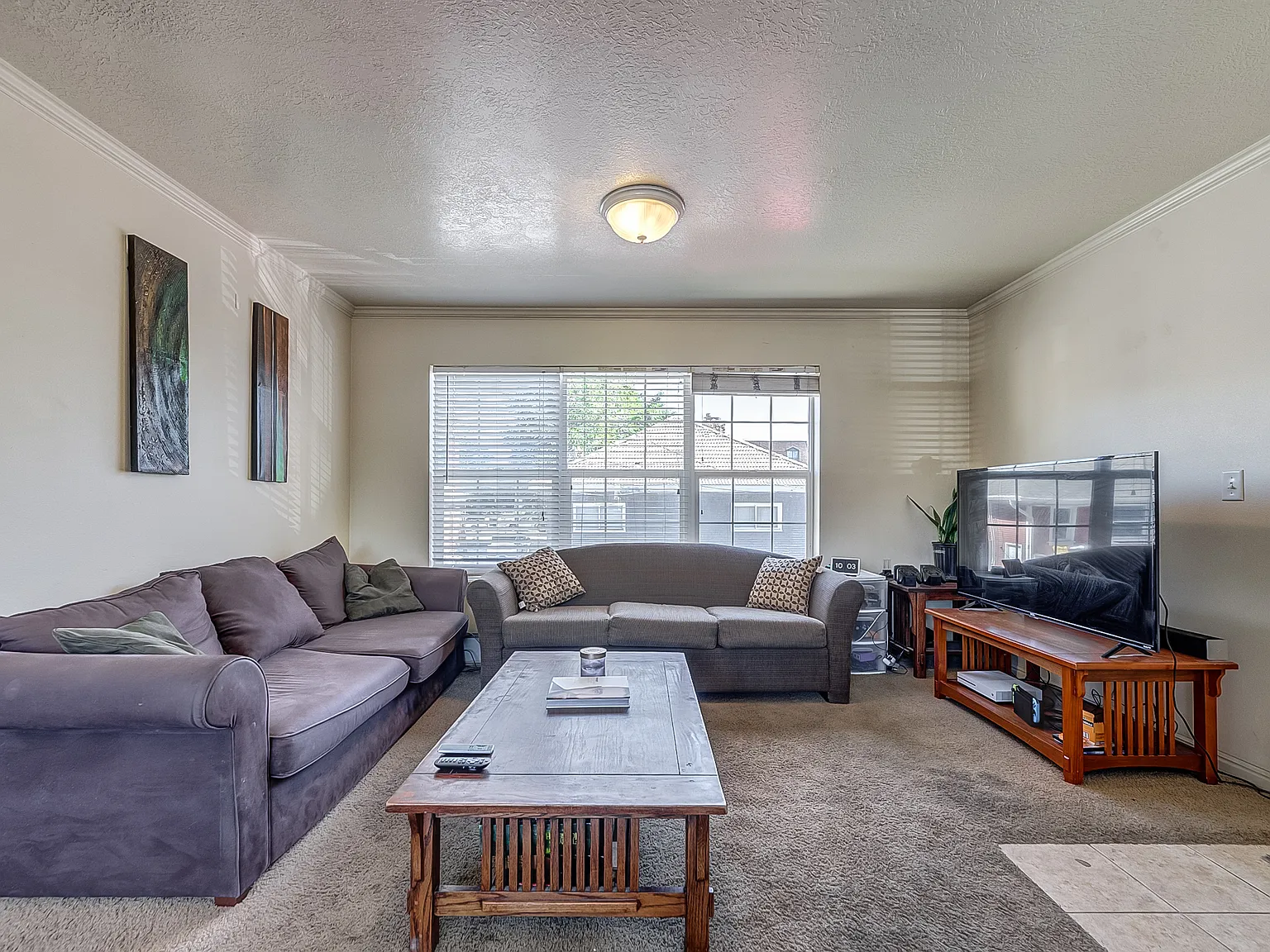 4 bed, 1100 sqft, $545 — Photo 2