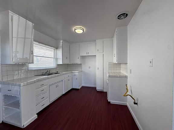 3rd image of 48 W Arbor St