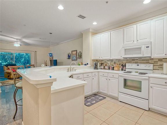 3rd image of 96181 Stoney Dr #1807