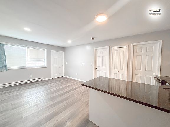 5th image of 3807-15 Lippincott Blvd #30