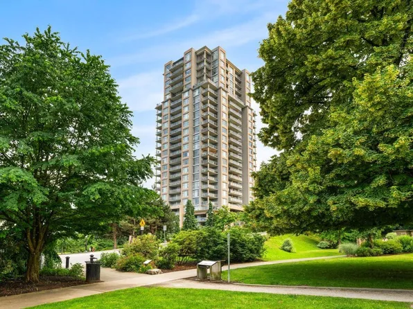 280 Ross Dr #1904, New Westminster, BC V3L 0C2