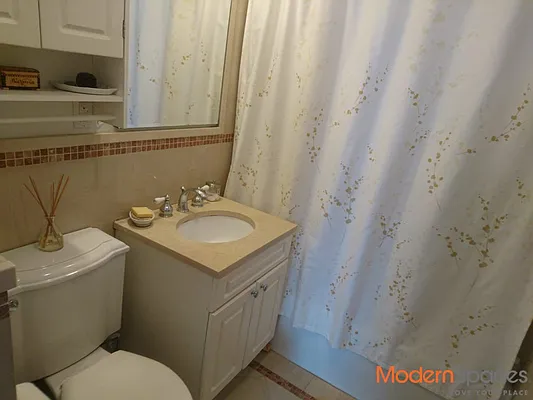 Rented by Modern Spaces | media 16