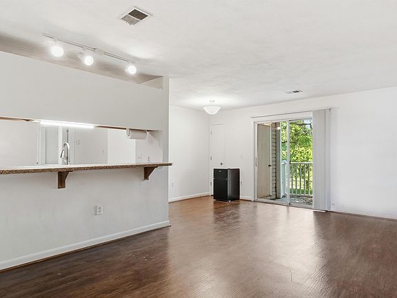 4th image of 1210 University Ter APT B