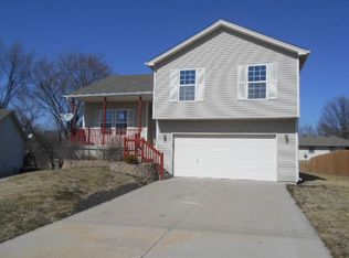 11028 Rowland Ct, Kansas City, KS 66109