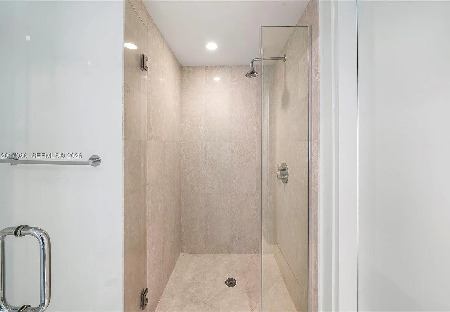 2 bed, 1500 sqft, $8,200 — Photo 1