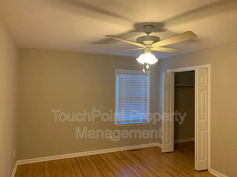 1130 Cheddington Dr — Photo 12