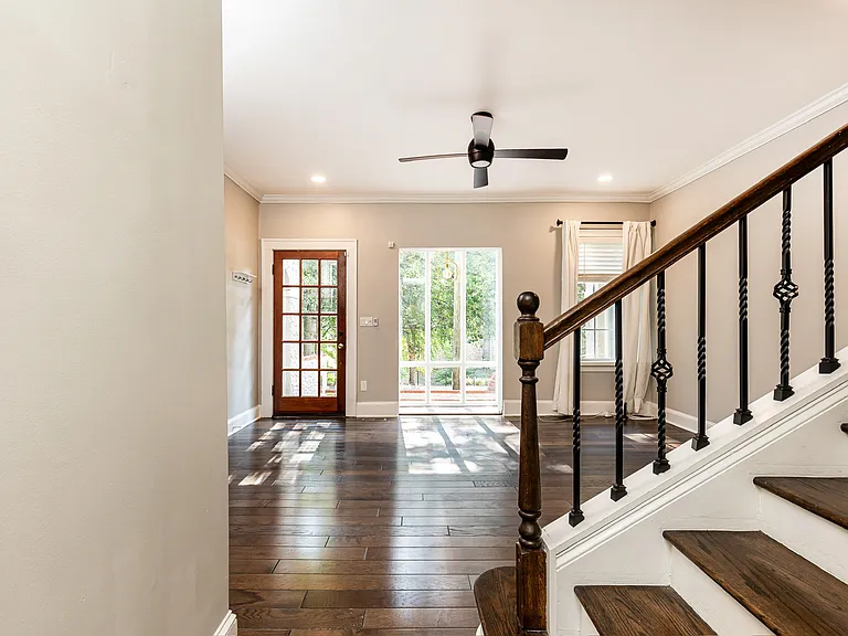966 Charles Allen Dr NE — Photo 9